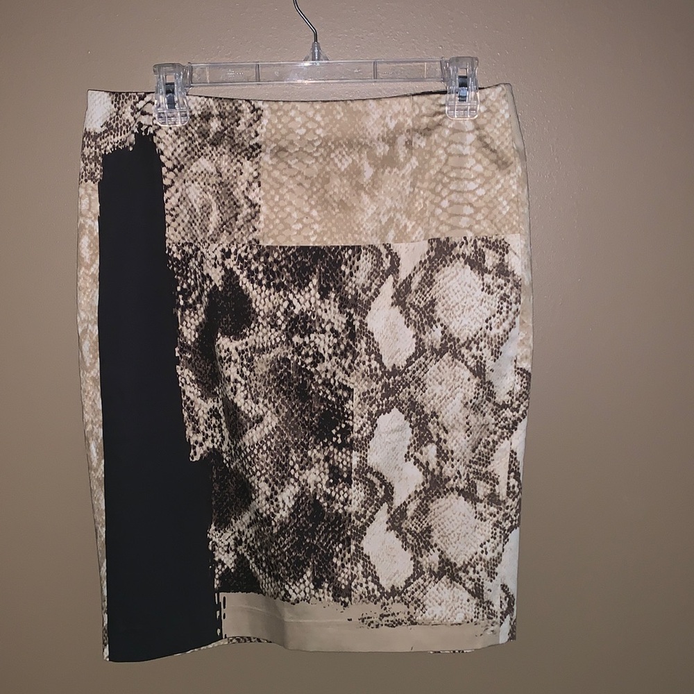 Elie Tahari Tan and Black Snake Print Pencil Skirt